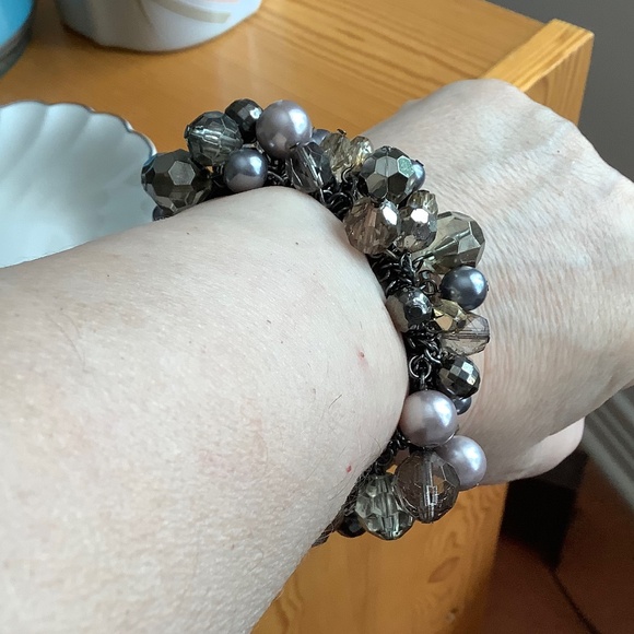 Necklace, bracelet and earrings set - Picture 7 of 10